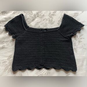 Black Crochet Knit Scallop Trim Crop Top Medium Whimsigoth Dark Cottagecore Y2K